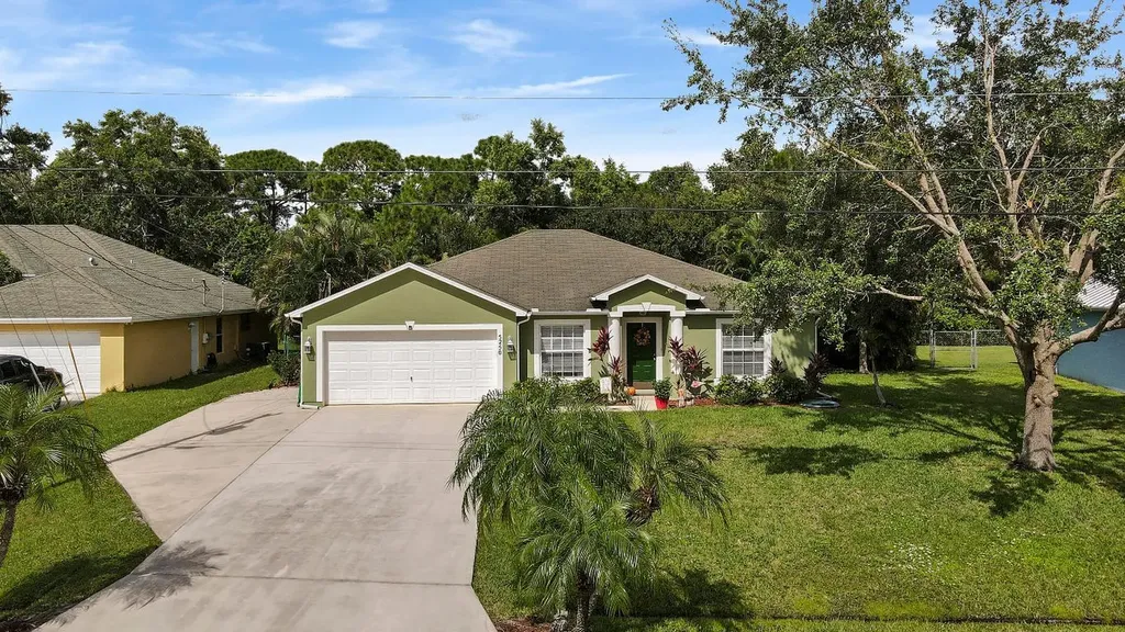 5250 NW Rugby Drive Port St Lucie FL 34983