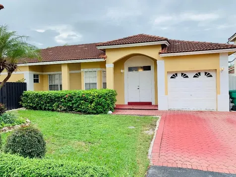 9088 SW 215th Terrace Cutler Bay FL 33189