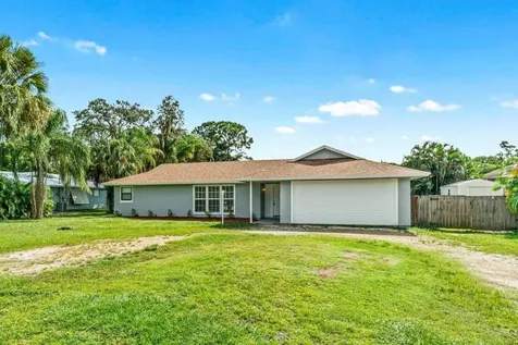 382 SW Saint Lucie Street Stuart FL 34997