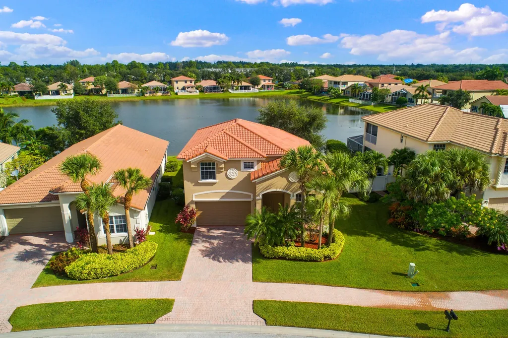 3116 SW Porpoise Circle Stuart FL 34997
