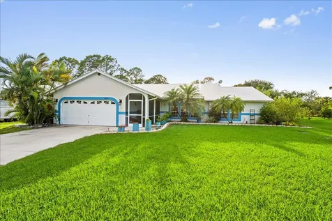 4010 SW Newport Circle Port St Lucie FL 34953