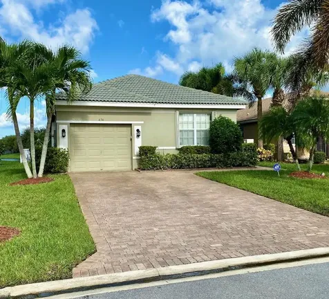 636 NW Stanford Lane Port St Lucie FL 34983