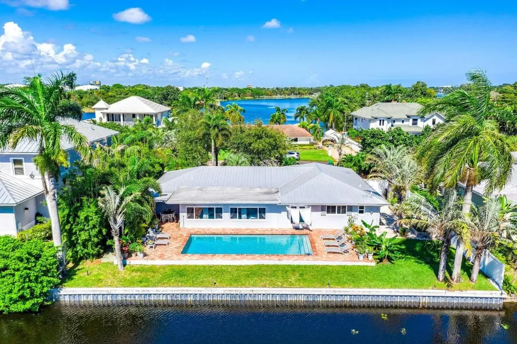 1018 Lake Shore Drive Delray Beach FL 33444