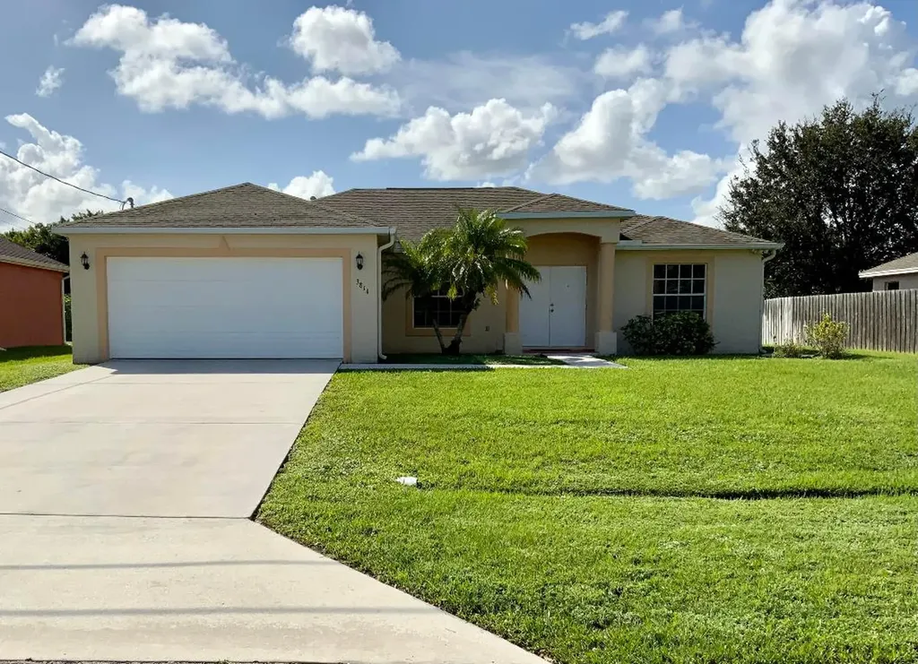 3814 SW Lafleur Street Port St Lucie FL 34953