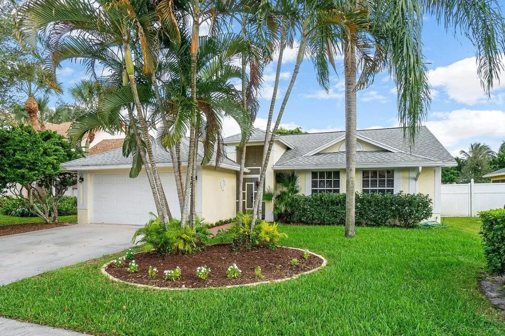 12872 Meadowbreeze Drive Wellington FL 33414