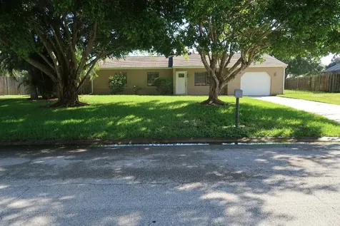 1513 SE Arenson Lane Port St Lucie FL 34952
