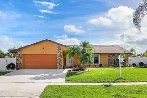 117 Santa Cruz Avenue Royal Palm Beach FL 33411