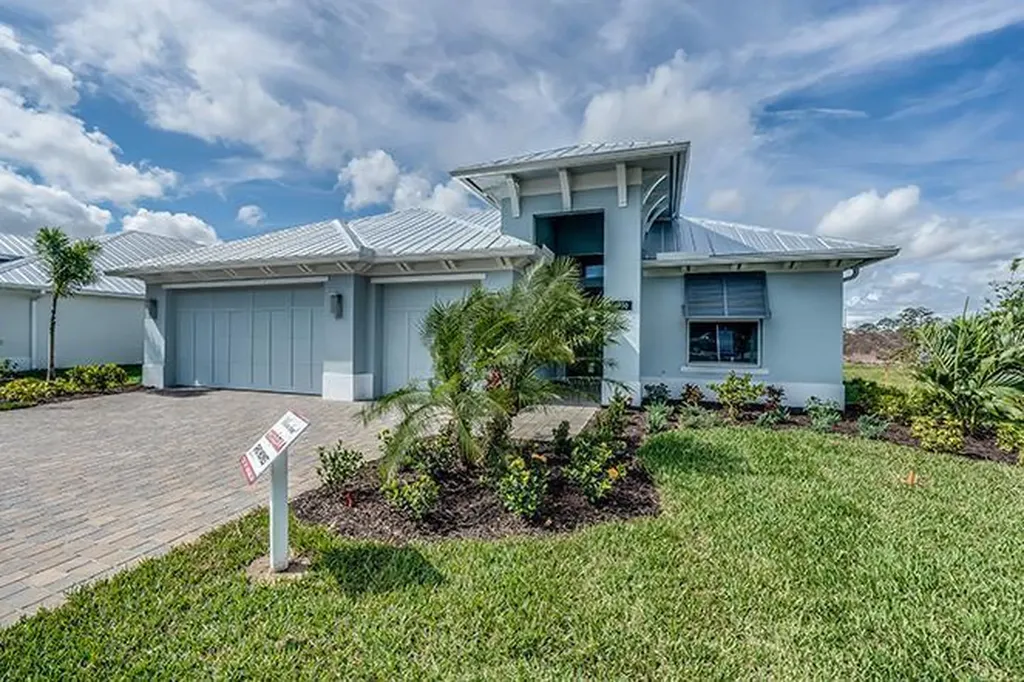 4883 Arabella Circle Vero Beach FL 32967