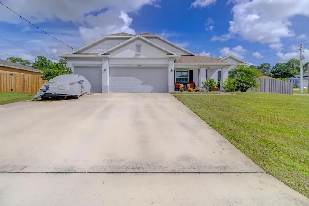 4097 SW Mackemer Road Port St Lucie FL 34953