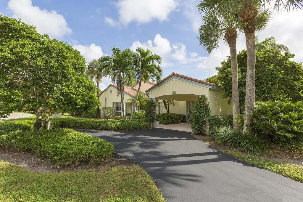 2418 Vista Del Prado Drive Wellington FL 33414