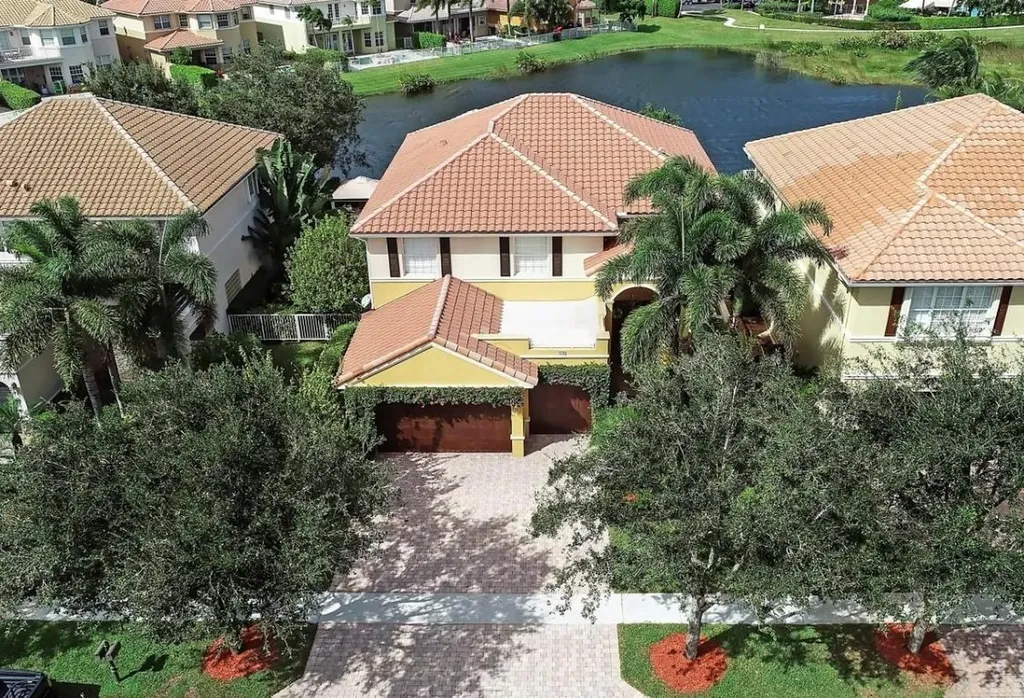 10125 Cobblestone Creek Drive Boynton Beach FL 33472