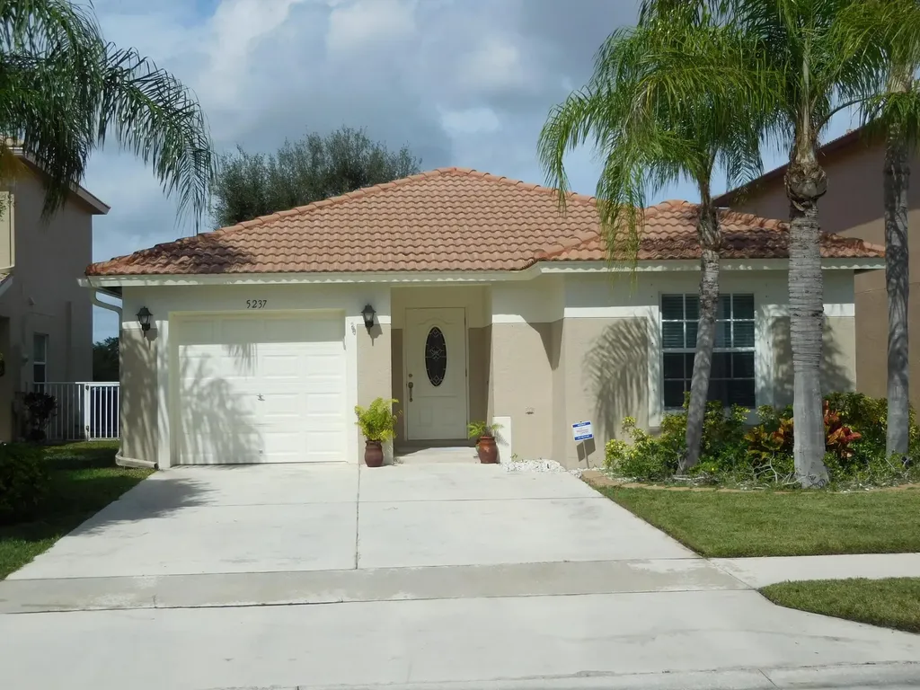 5237 Rivermill Lane Lake Worth FL 33463