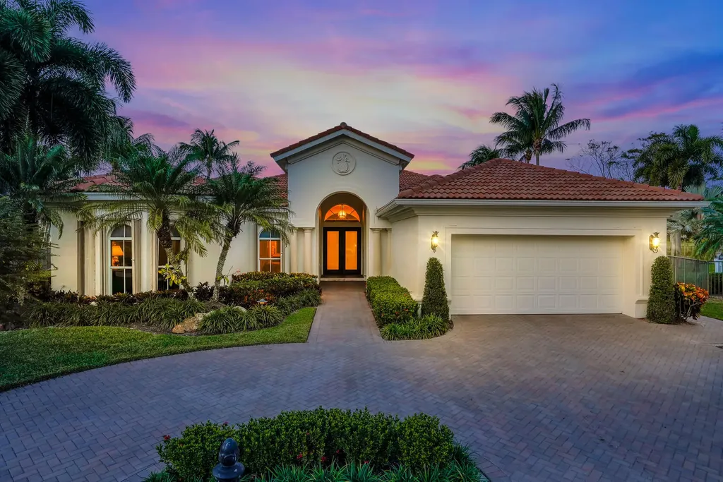8006 Laurel Ridge Court Delray Beach FL 33446