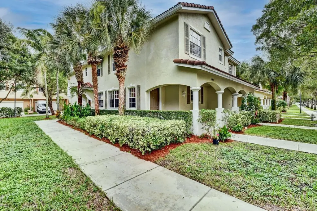 4611 Highgate Drive Delray Beach FL 33445