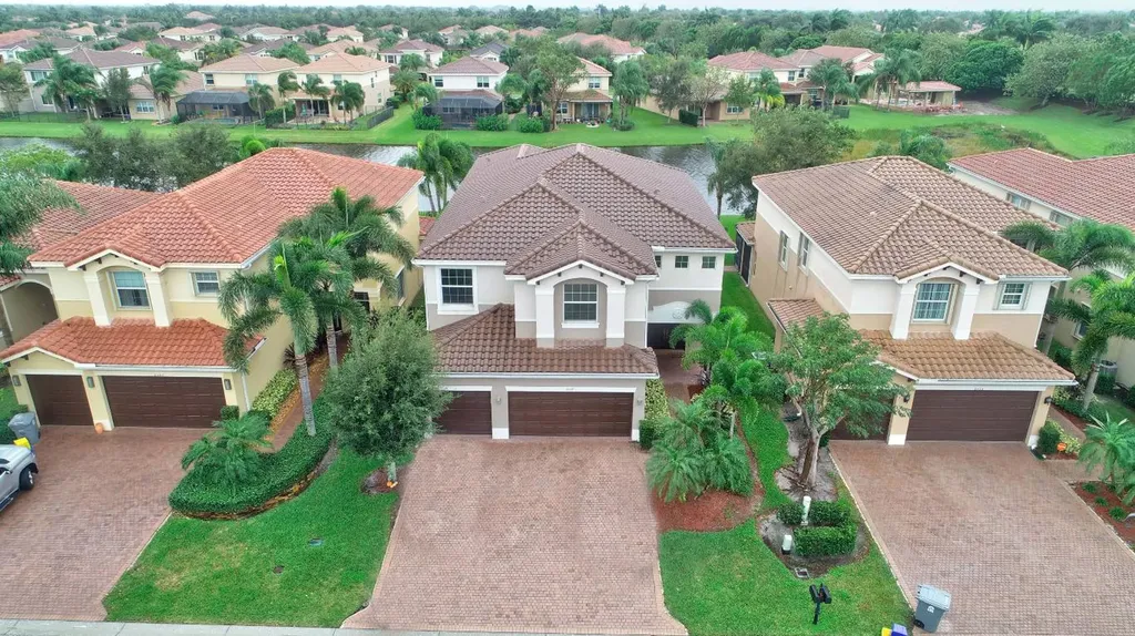 8481 Serena Creek Avenue Boynton Beach FL 33473