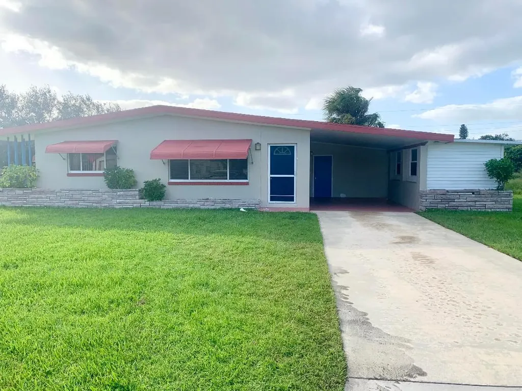 757 Lomas Street Port St Lucie FL 34952