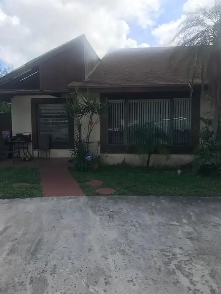 3766 Mil Lake Court Greenacres FL 33463