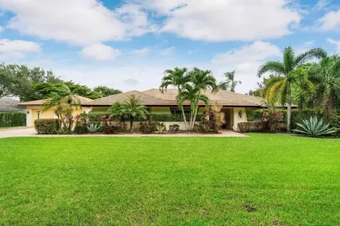 10479 Rio Lindo Delray Beach FL 33446