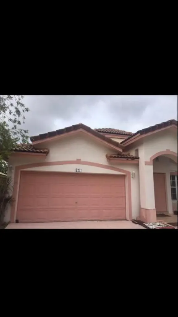 421 SW 203rd Avenue Pembroke Pines FL 33029