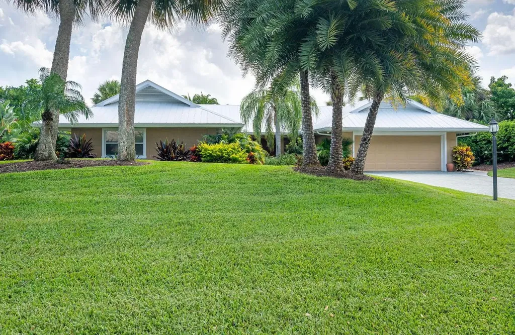 30 Cache Cay Drive Vero Beach FL 32963
