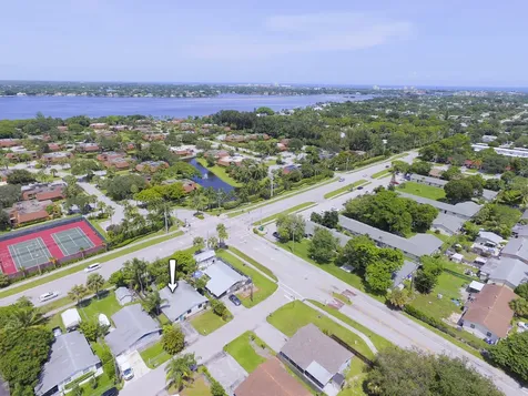 903 Cheyenne Street Jupiter FL 33458