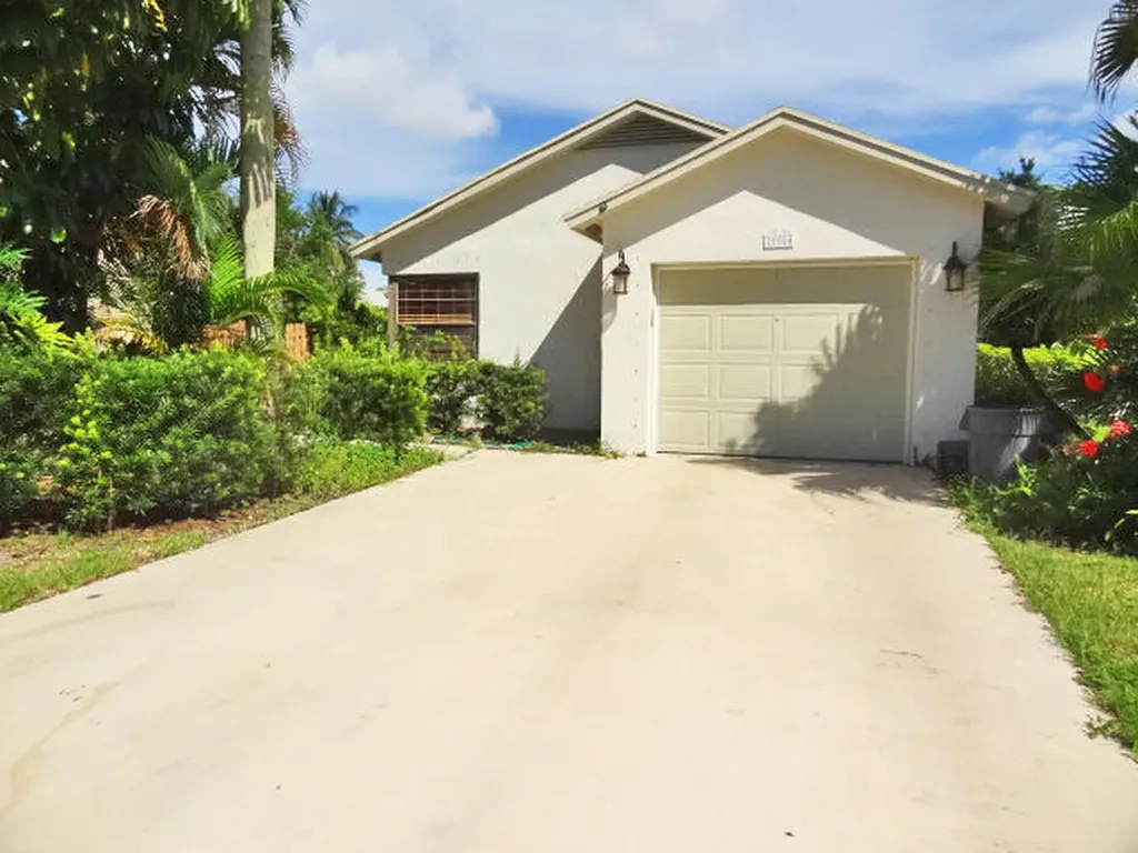 19984 Villa Medici Place Boca Raton FL 33434