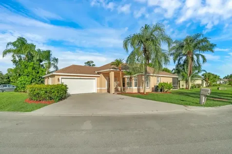 1561 Lake Breeze Drive Wellington FL 33414