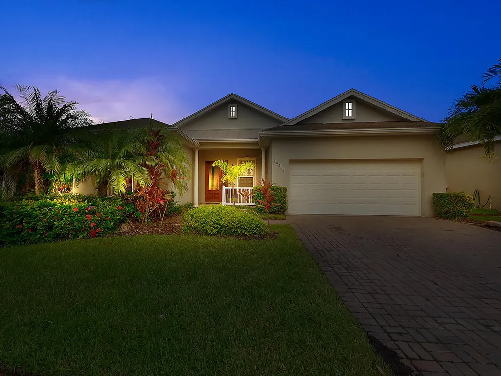 10671 SW Westlawn Boulevard Port St Lucie FL 34987