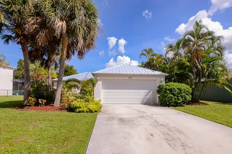 253 SW Panther Trace Port St Lucie FL 34953