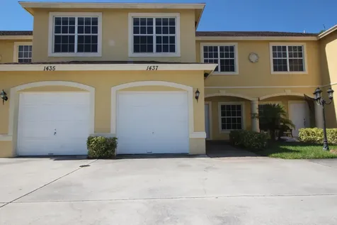 1439 Hawthorne Place Wellington FL 33414