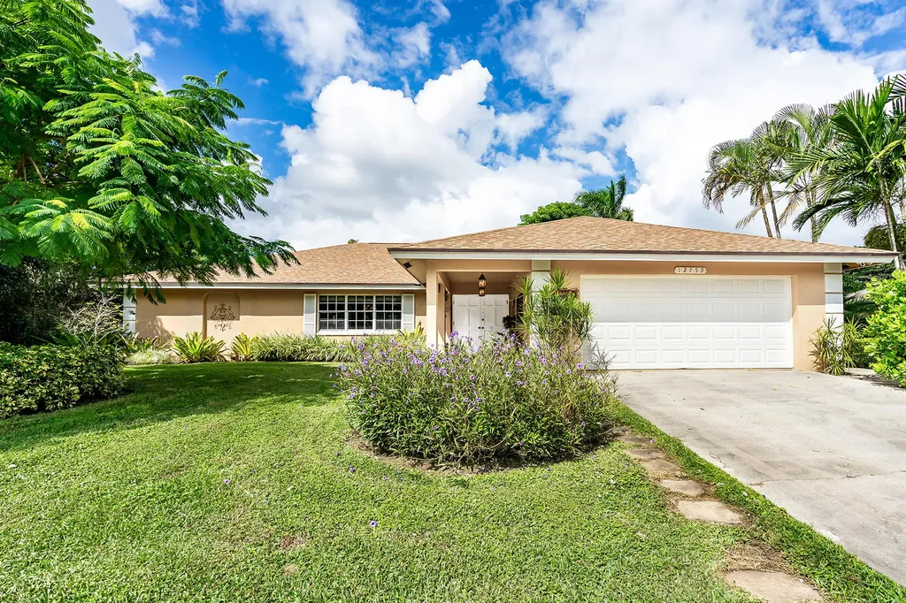 12759 Guilford Circle Wellington FL 33414