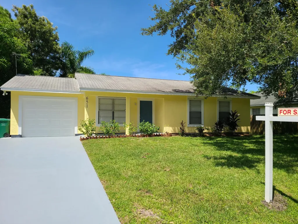 651 SW Exmore Avenue Port St Lucie FL 34983