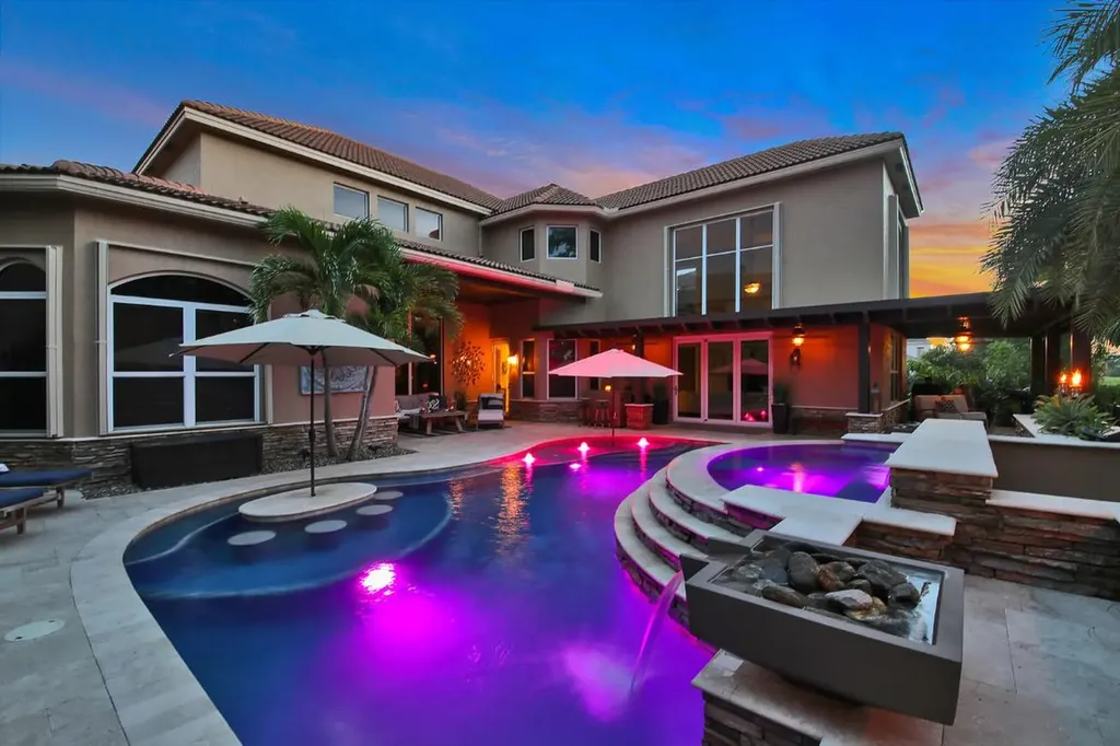 9111 Pineville Drive Lake Worth FL 33467