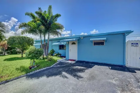 5055 Old Spanish Trail Lantana FL 33462