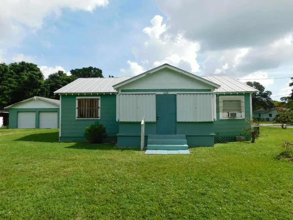 1124 Soltman Avenue Fort Pierce FL 34950
