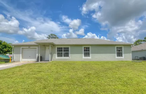 589 NW Sherbrooke Avenue Port St Lucie FL 34983
