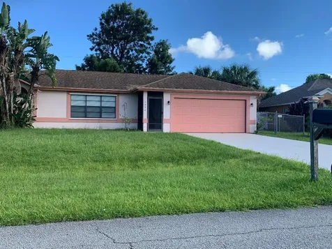 1974 SE Lavina Circle Port St Lucie FL 34952