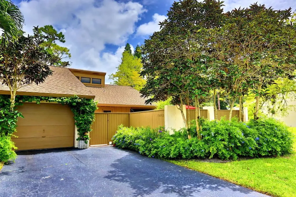 12603 Shady Pines Court Wellington FL 33414