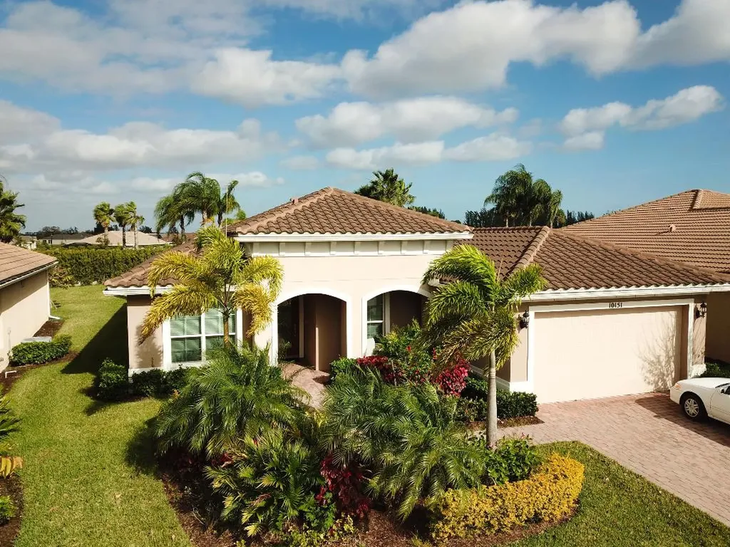 10151 SW Cypress Wood Court Port St Lucie FL 34987