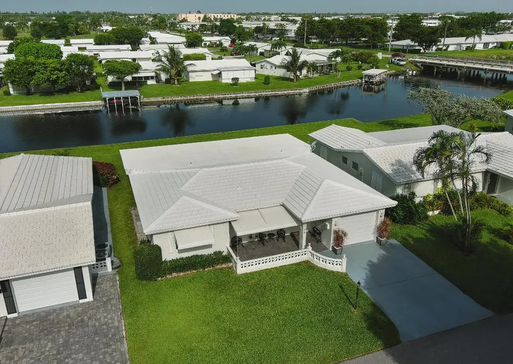 109 SW 14th Street Boynton Beach FL 33426