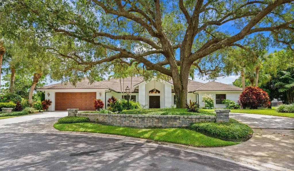 6126 Wood Creek Court Jupiter FL 33458