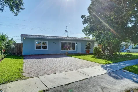 2730 NE 8th Avenue Pompano Beach FL 33064