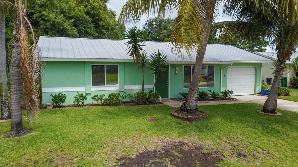 1772 SE Mariana Road Port St Lucie FL 34952