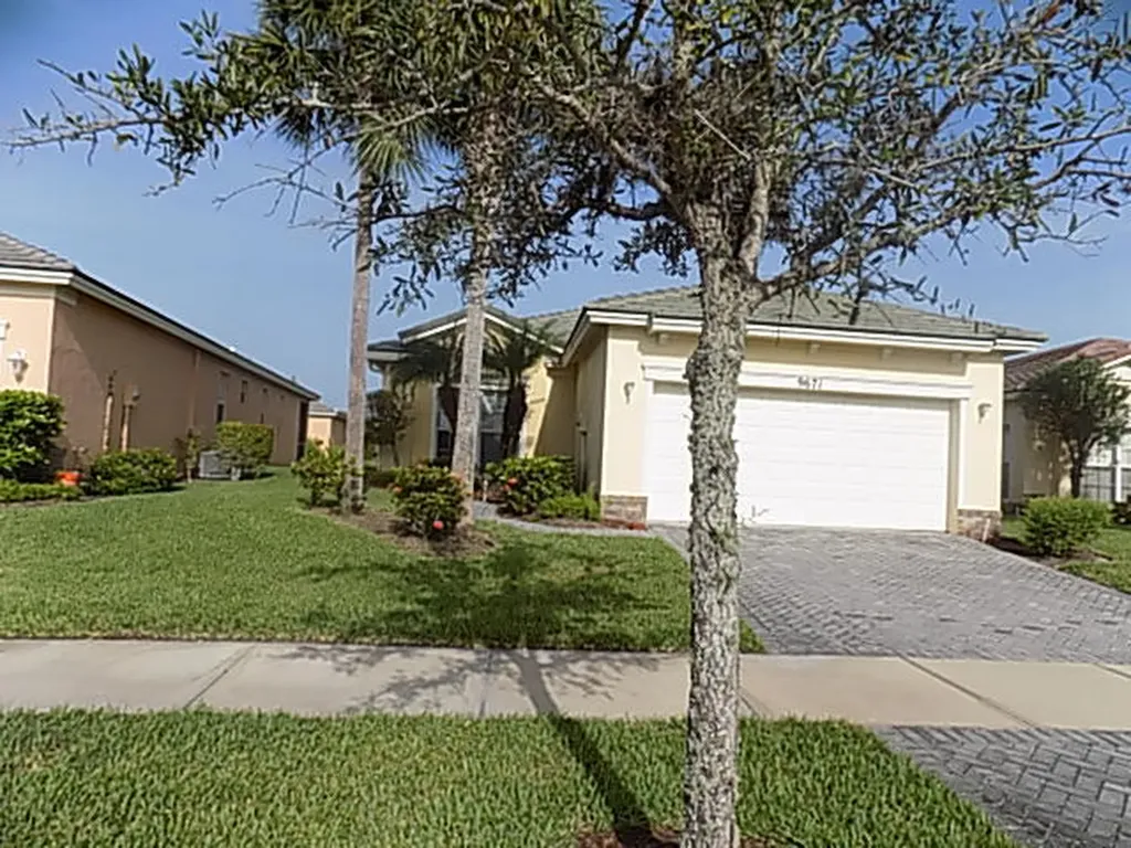 9671 SW Glenbrook Drive Port St Lucie FL 34987