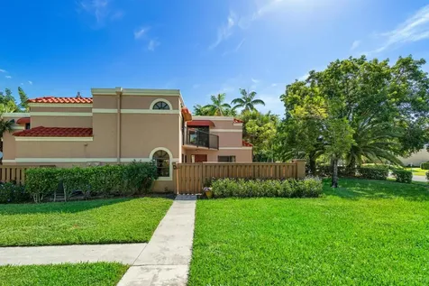 8050 Severn Drive Boca Raton FL 33433