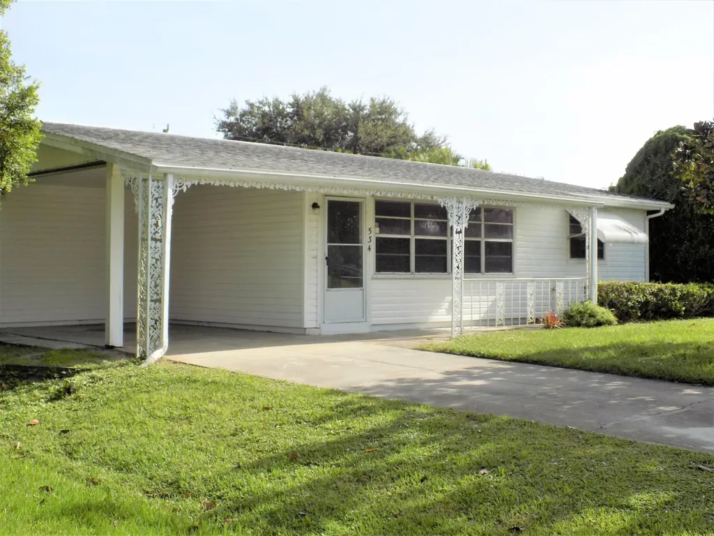 534 Lake Drive Sebastian FL 32958