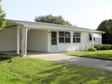 534 Lake Drive Sebastian FL 32958
