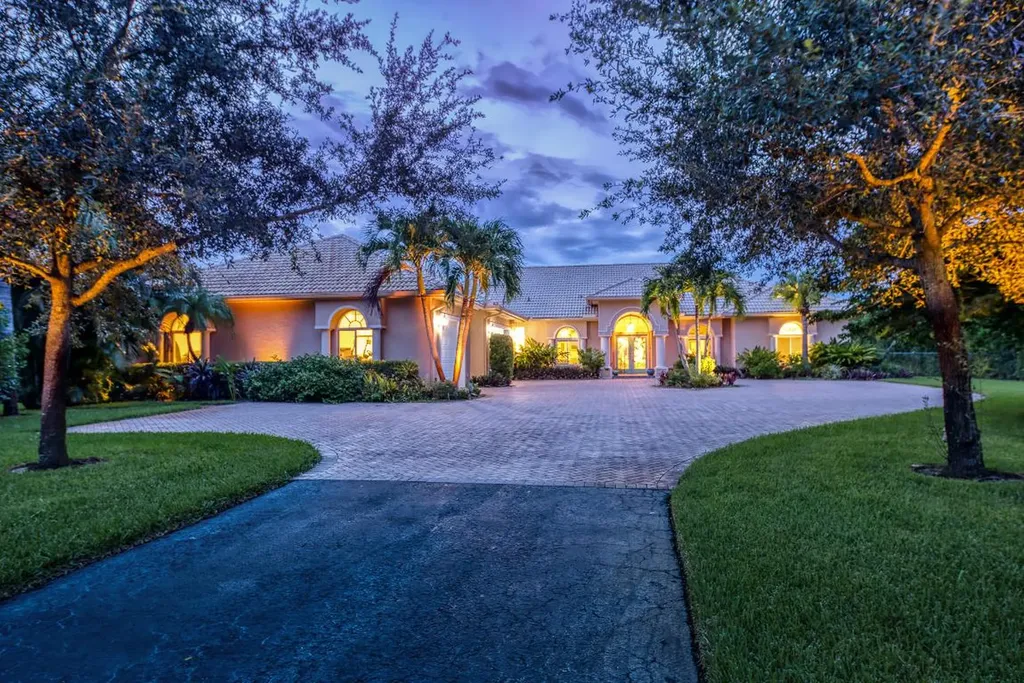 2376 NW Fork Road Stuart FL 34994