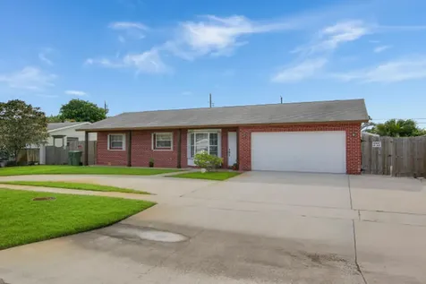 441 Santa Anna Drive Palm Springs FL 33461