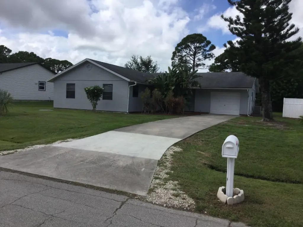 646 SW Byron Street Port St Lucie FL 34983